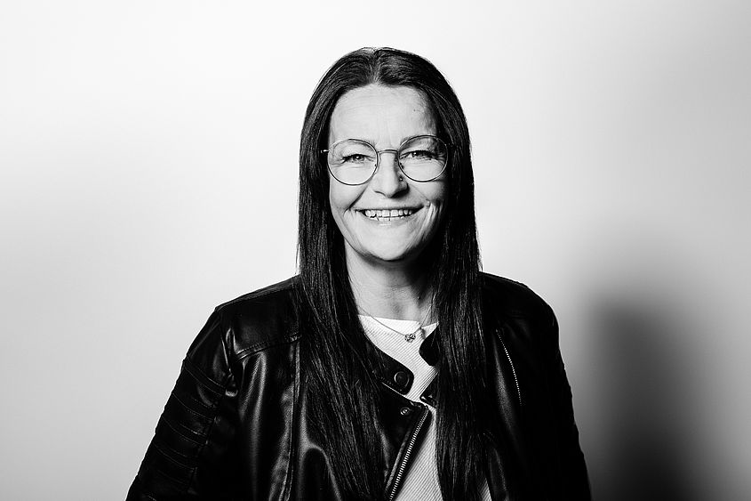 Porträtfoto von Anja Hassel