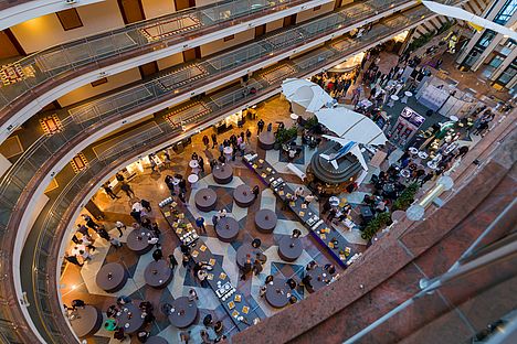 Eindruck vom Hotelfoyer beim Groß-Seminar 2023