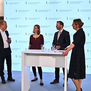 Die Teilnehmer der Talkrunde