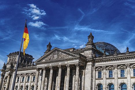 Der Reichstag in Berlin - Symbolbild für Bundestagswahl