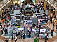 Der Ausstellungsbereich beim Groß-Seminar 2025