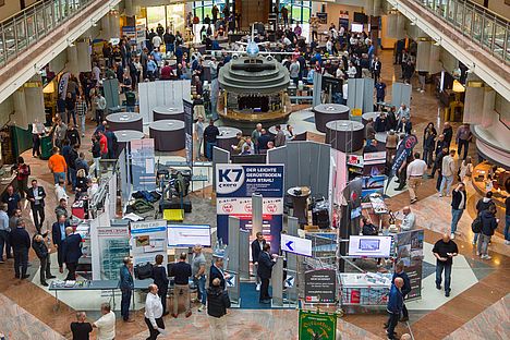 Der Ausstellungsbereich beim Groß-Seminar 2025