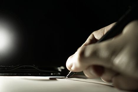 Symbolbild Unterschrift