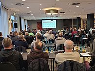 Der volle Tagungsraum bei der Unternehmertagung in Linstow