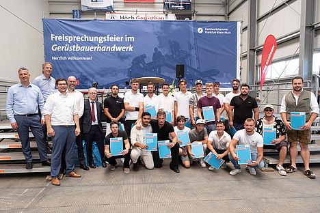Gruppenbild von der Freisprechungsfeier