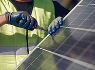 Bild Montage Solarpanel