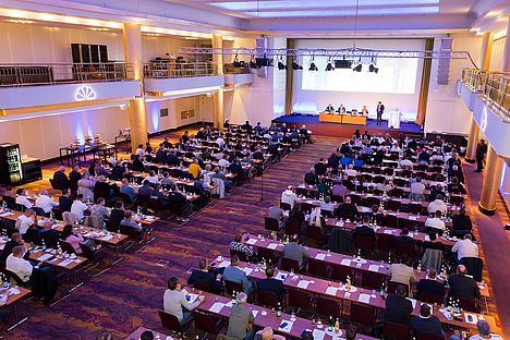 Blick in den Saal bei der Bundesfachtagung Gerüstbau 2025